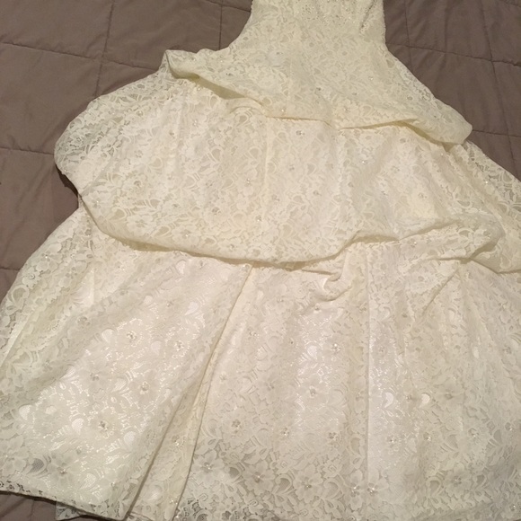 Davids Bridal Wedding Dress, used once in 2014 - Picture 7 of 7